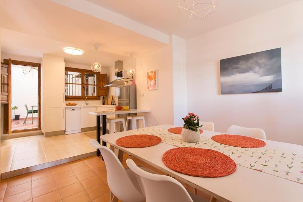 Willa Casa Tipica Del Albaicin Con Interior De Diseno Grenada Zewnętrze zdjęcie